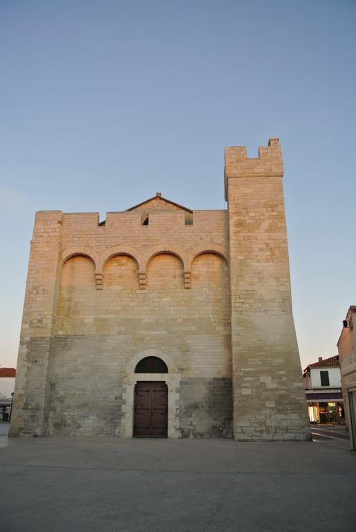 Hotel Les Palmiers En Camargue Saintes-Maries-de-la-Mer Kültér fotó