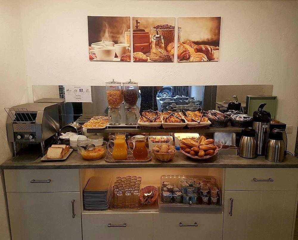 Hotel Les Palmiers En Camargue Saintes-Maries-de-la-Mer Kültér fotó