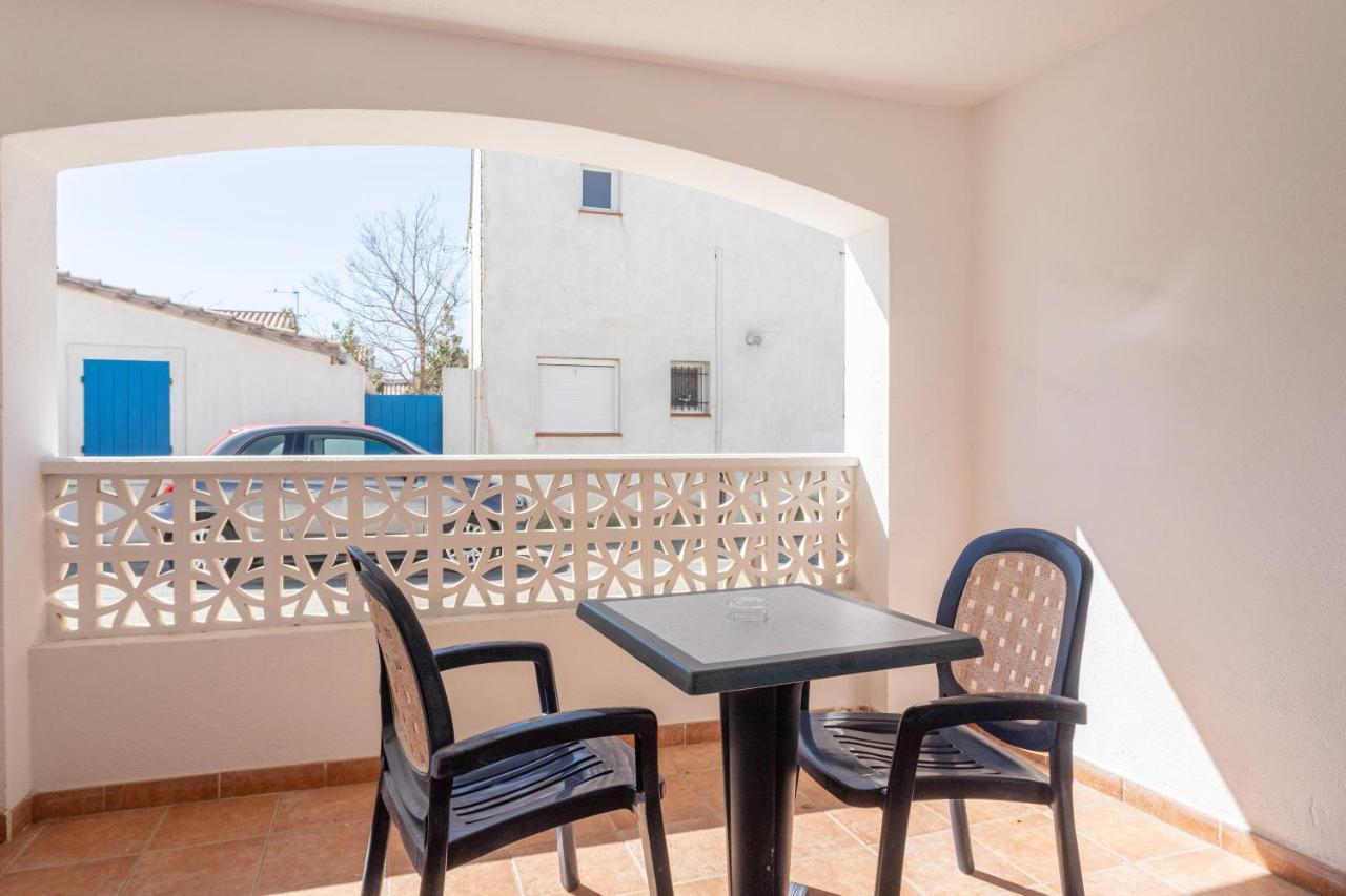 Hotel Les Palmiers En Camargue Saintes-Maries-de-la-Mer Kültér fotó